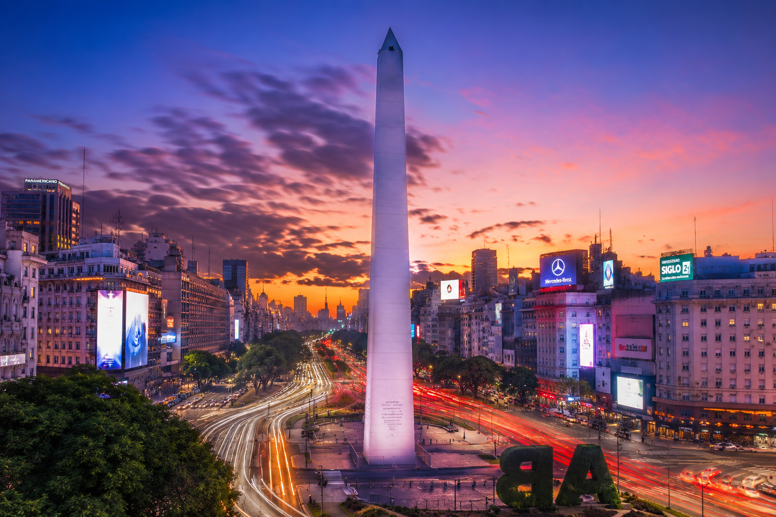 Obelisco de Buenos Aires al atardecer